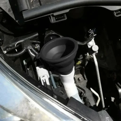 Funil de silicone para motor de carro Dobrável Portável Troca de óleo - Imagem 4